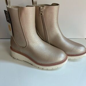 art class Girls Shimmery Rose Gold Chelsea Boots